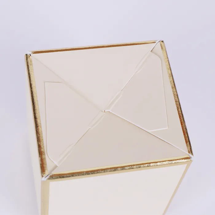 Κουτιά κλειδαριάς κάτω