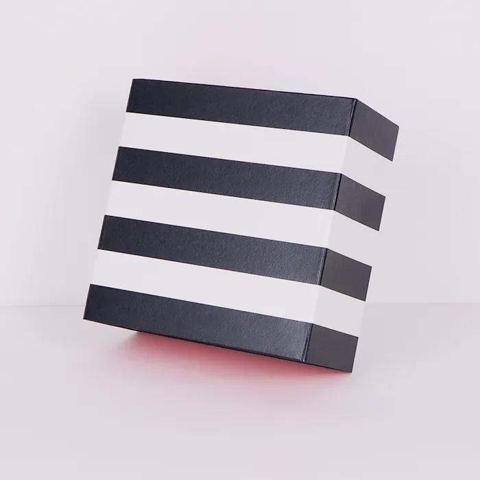 Κουτιά δώρου με συρτάρια