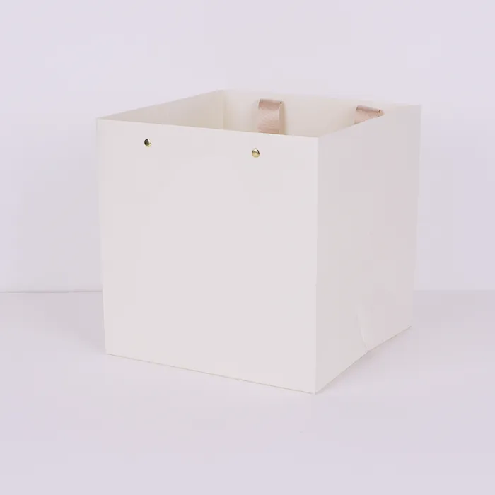 Χάρτινες τσάντες πολυτελείας